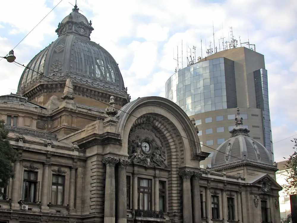 Excursie Completă prin București